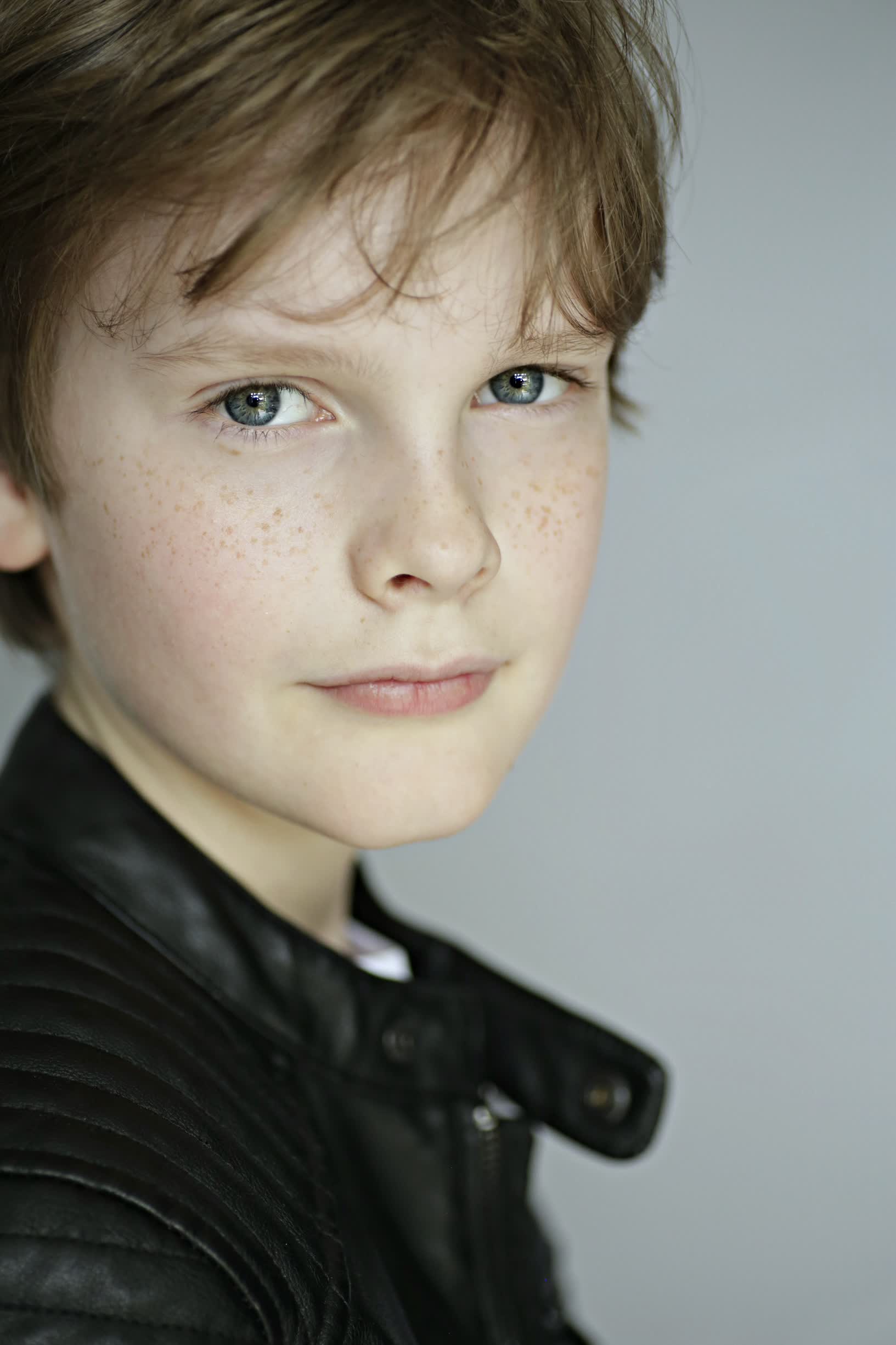 actor Hector Bateman-Harden large photo