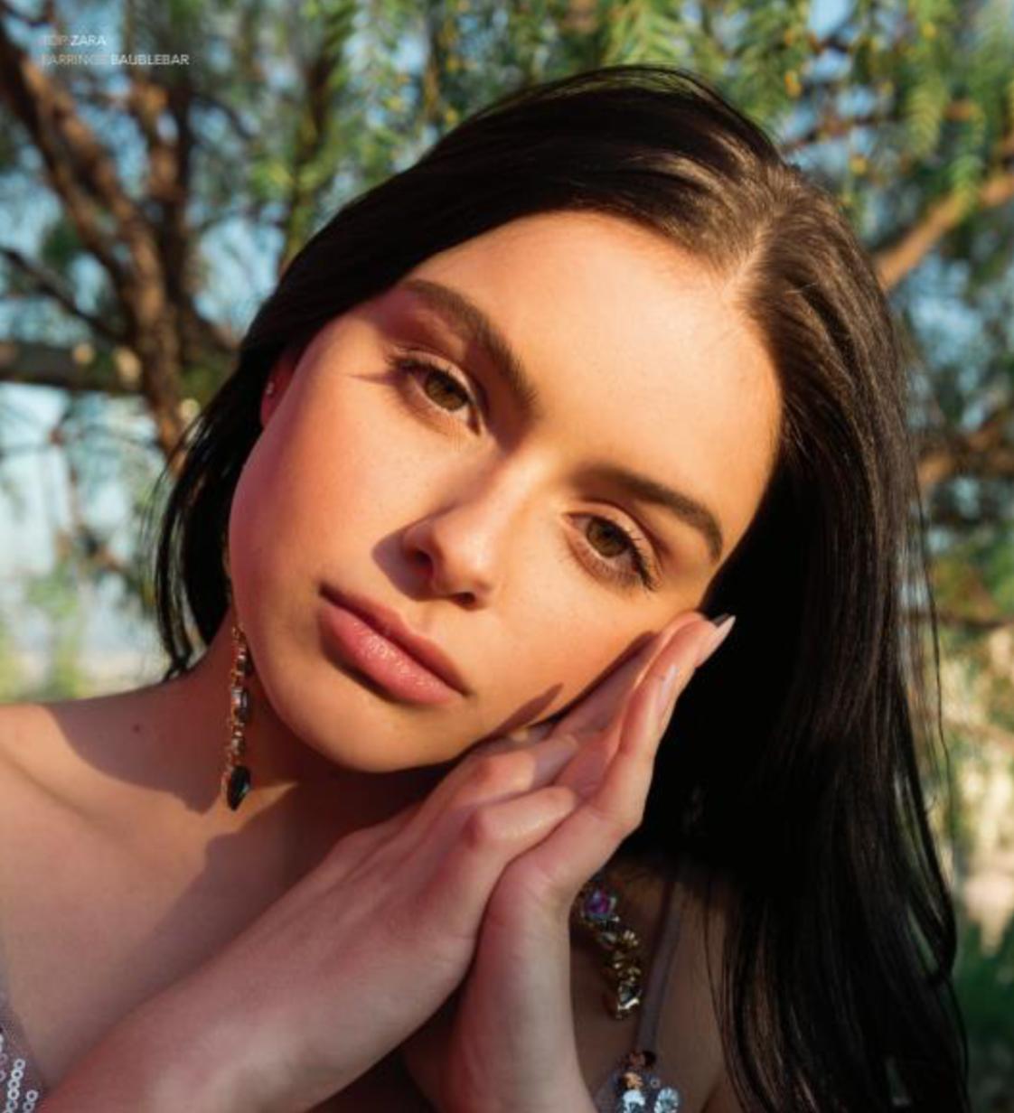 actor Ariel Winter large photo