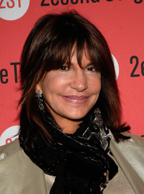 actor Mercedes Ruehl large photo