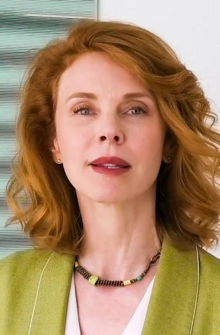 actor Holley Chant large photo