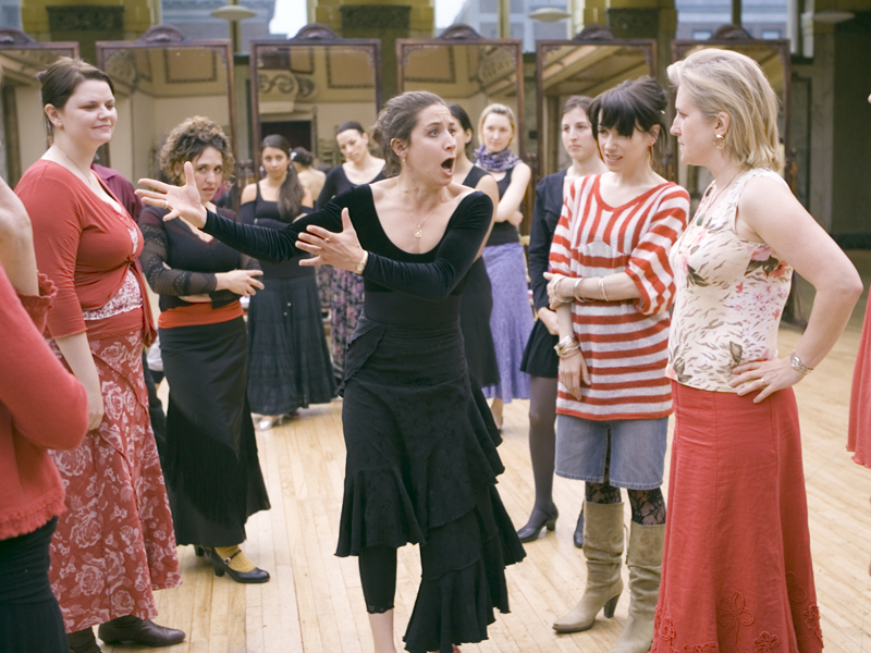 actor Karina Fernandez large photo