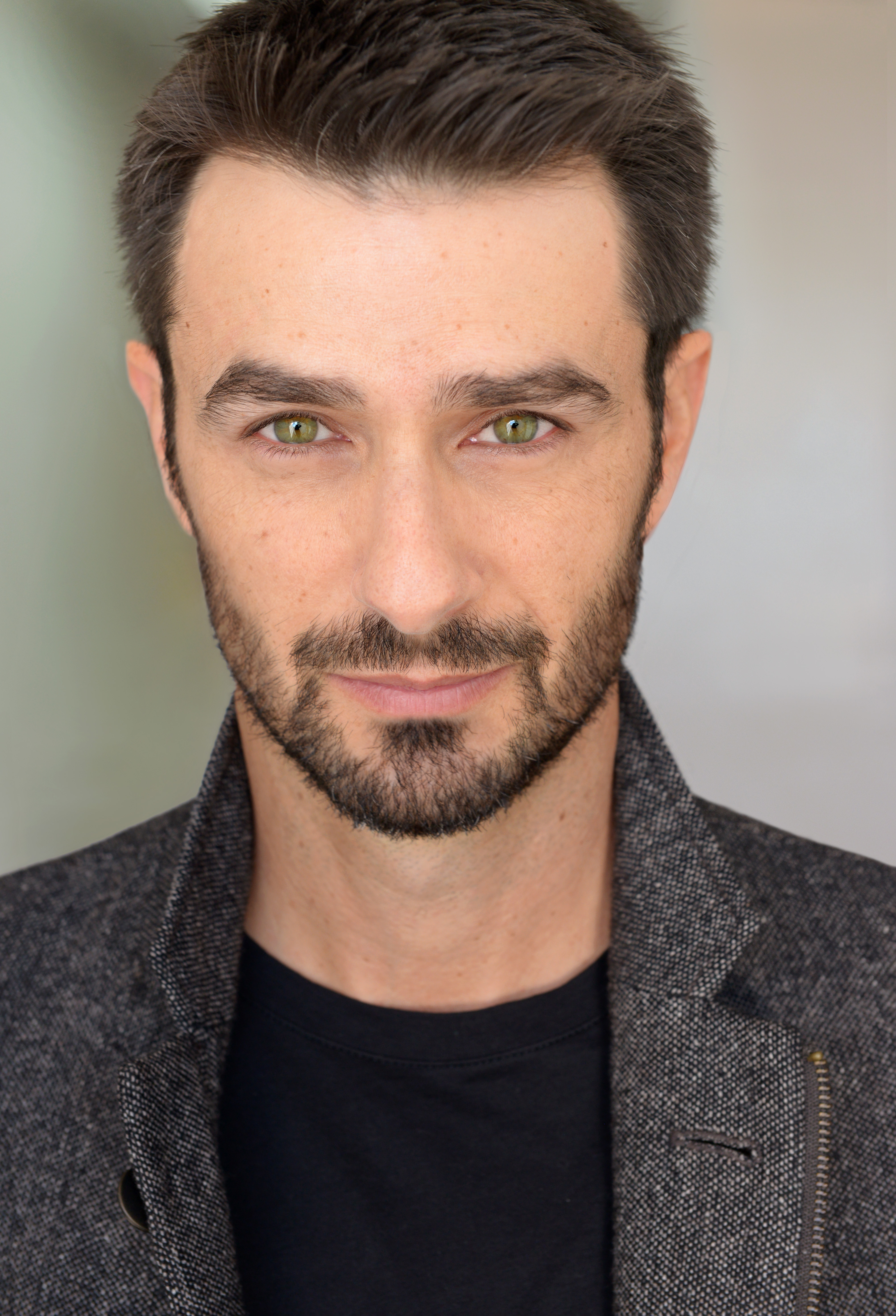 actor Eyal Podell large photo