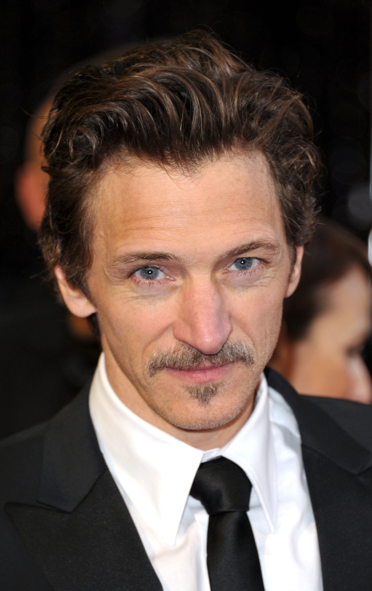 actor John Hawkes large photo