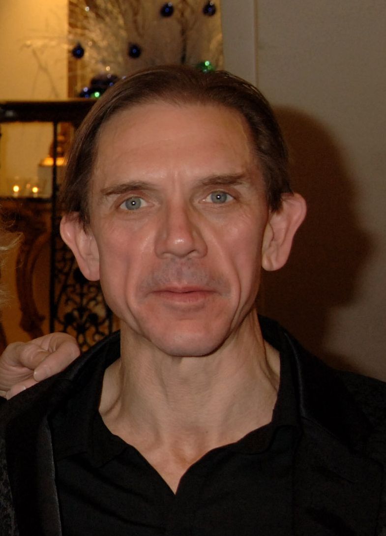 actor David Bamber large photo