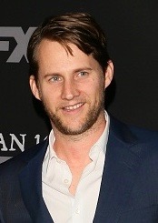 actor Derek Richardson large photo