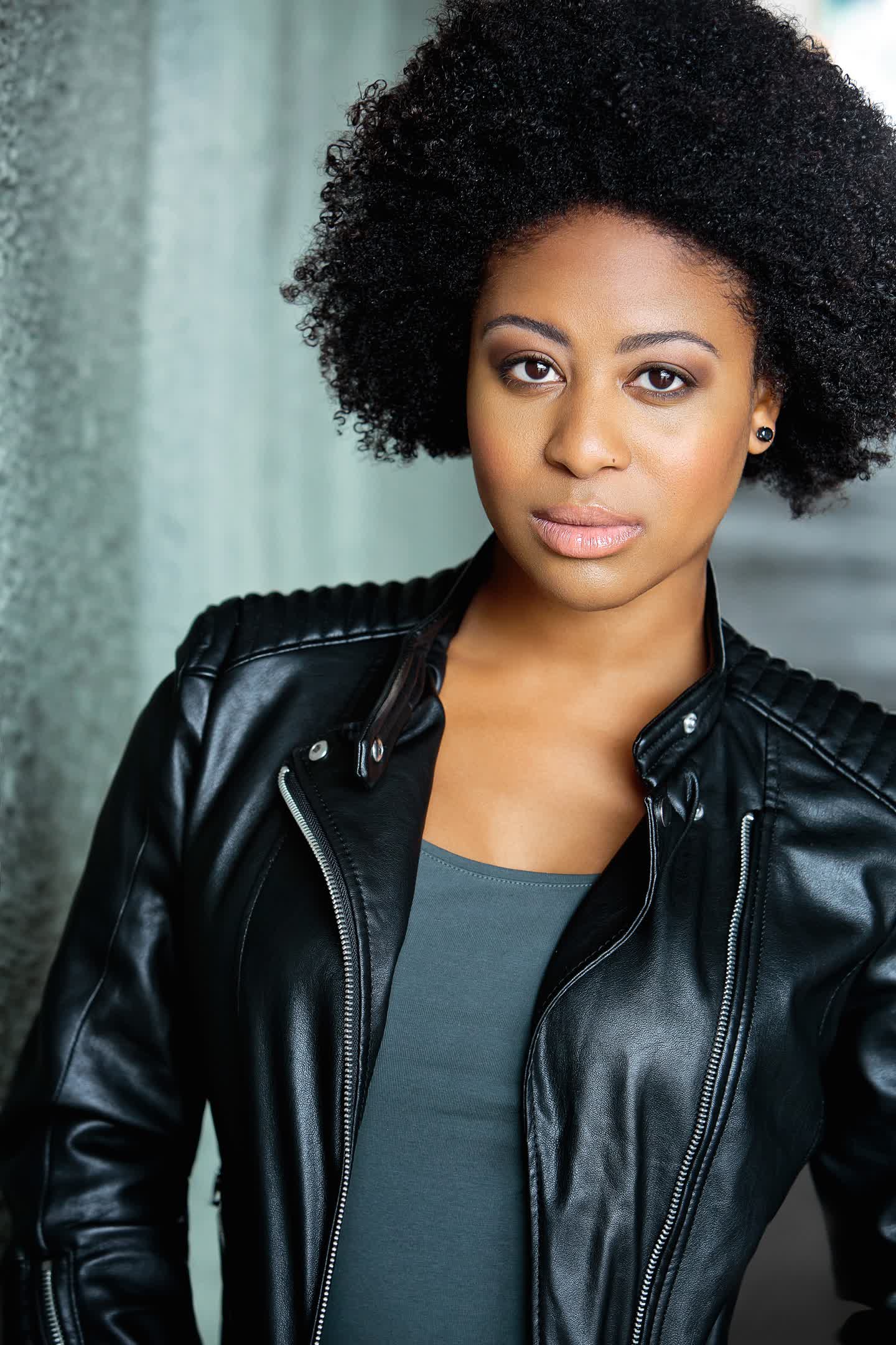 actor Nicole Lovince large photo