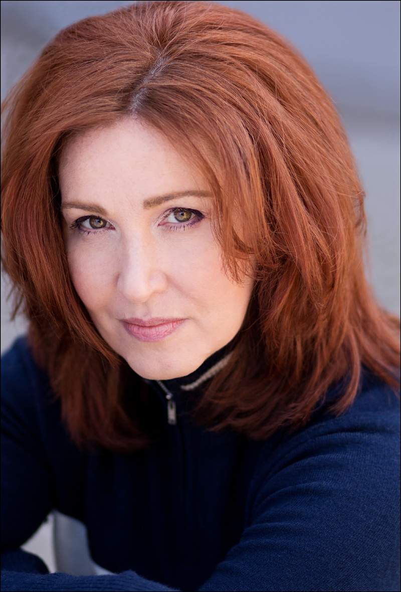 actor Karen Ivany large photo