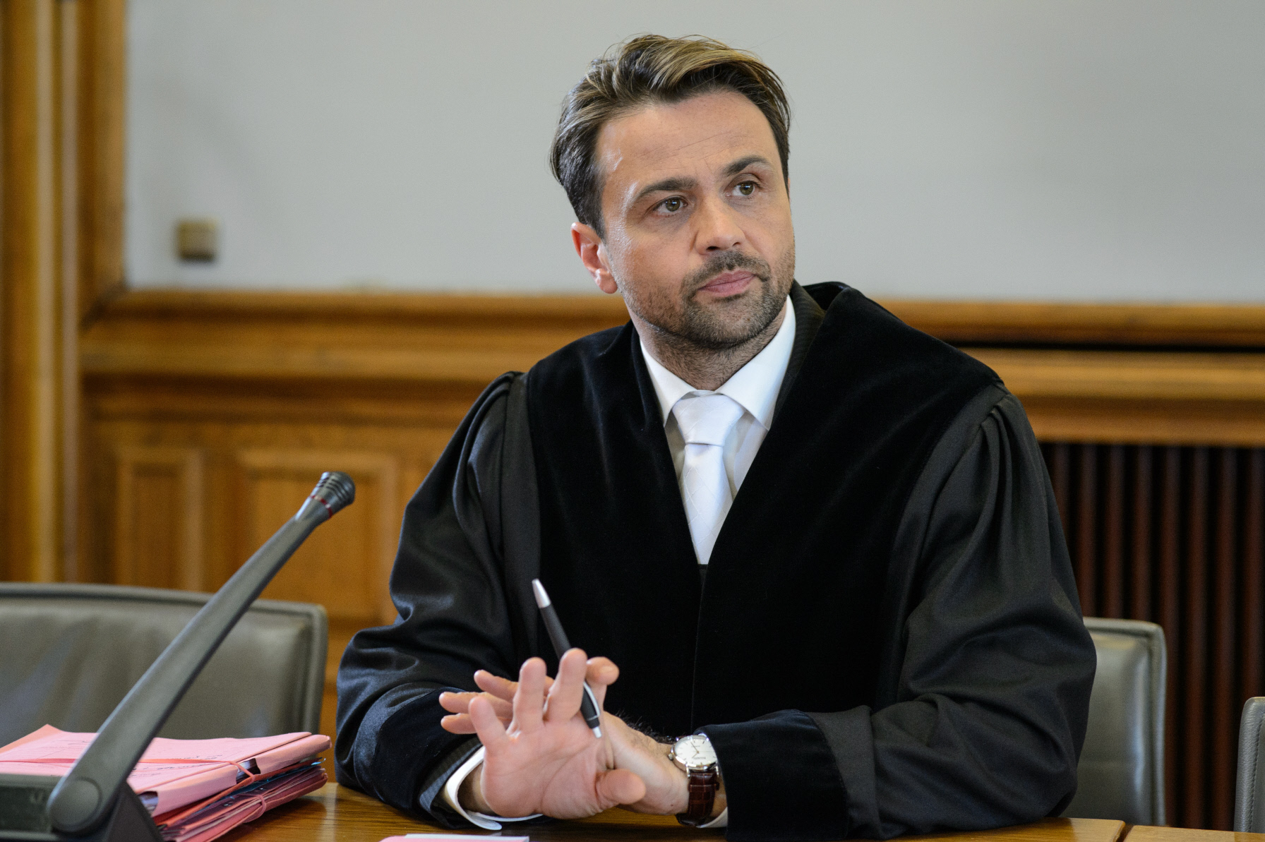 actor Michael Rotschopf large photo