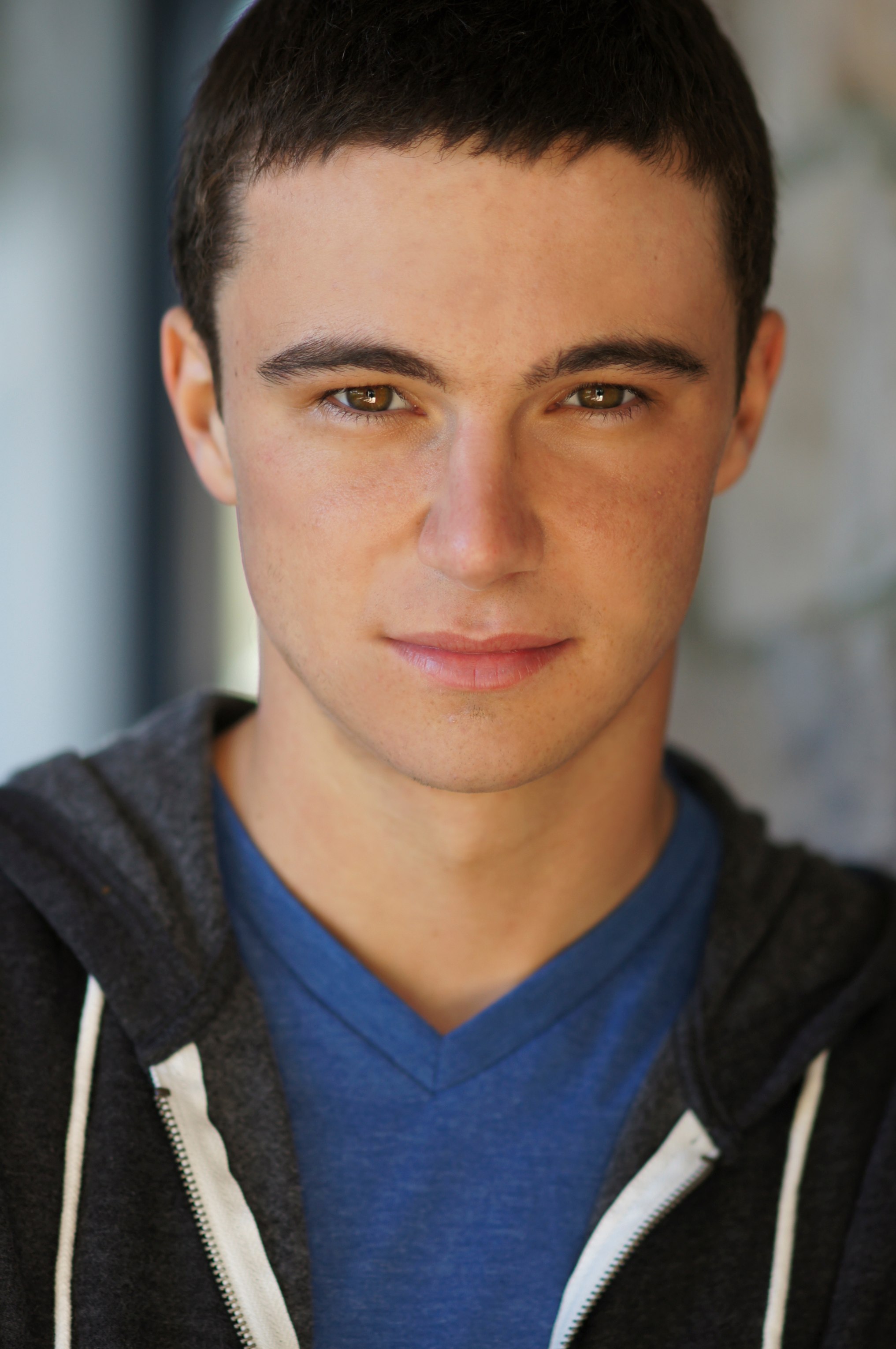 actor Logan Manus large photo