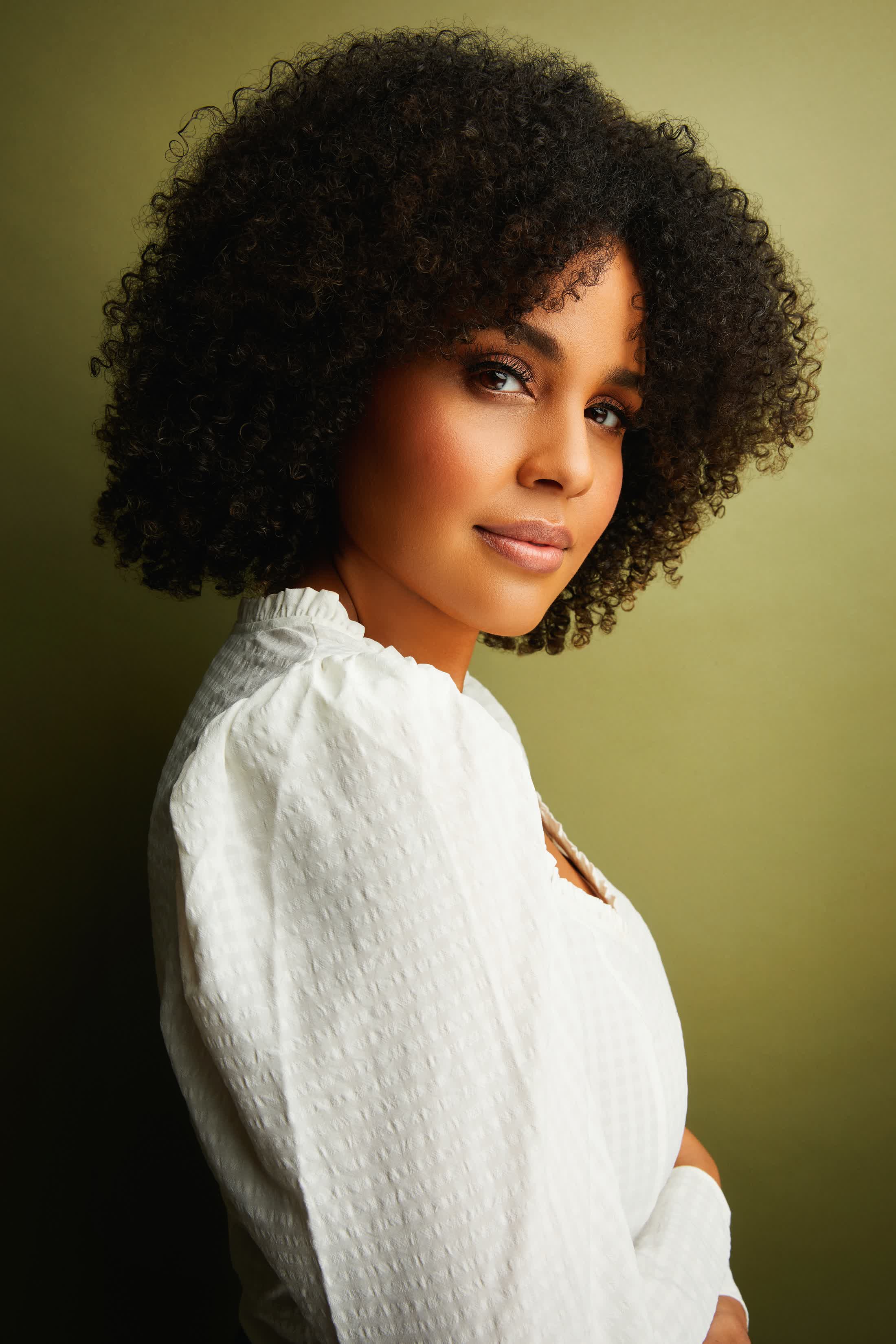 actor Hayley Marie Norman large photo