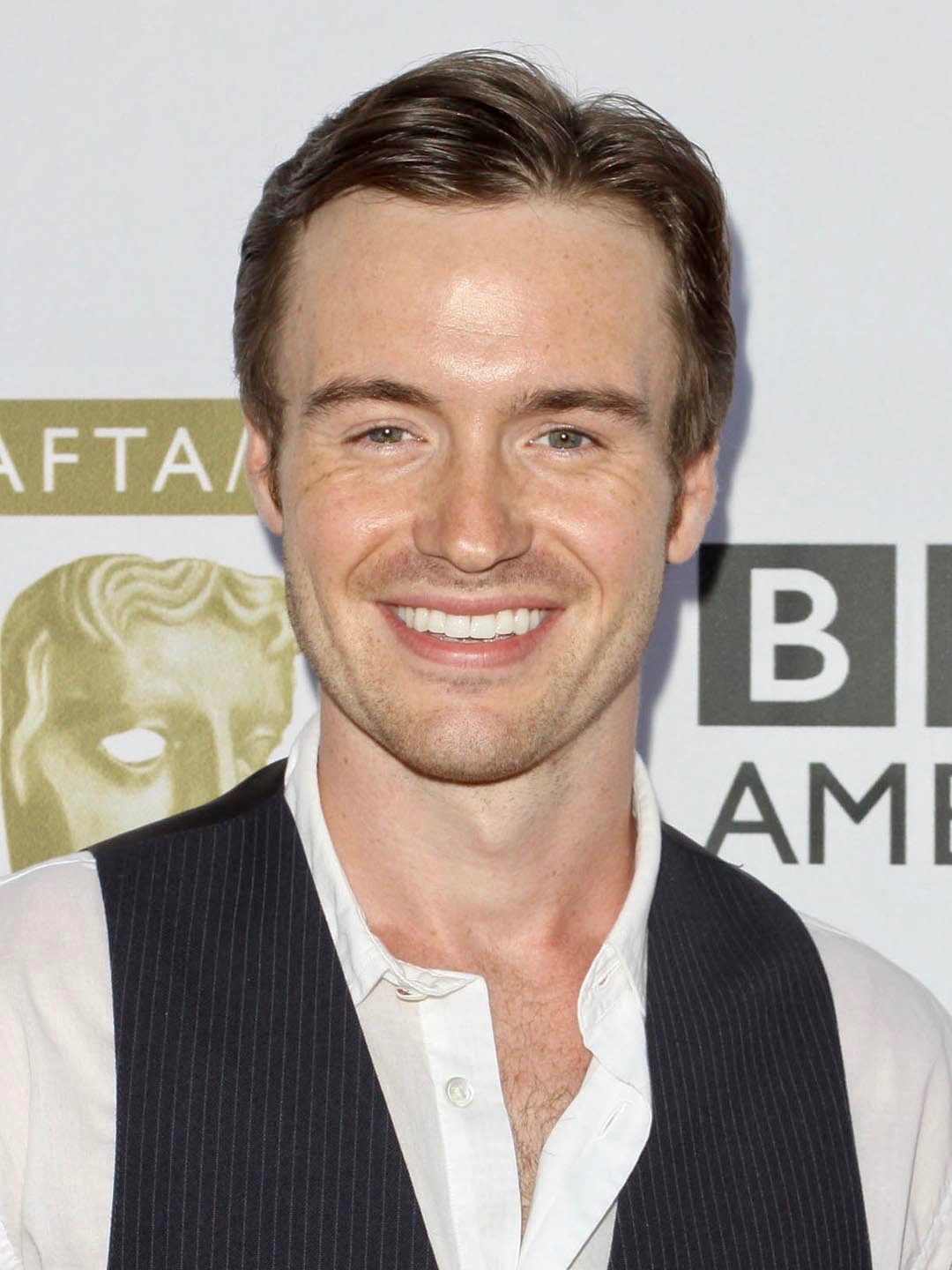 actor Jamie Thomas King large photo