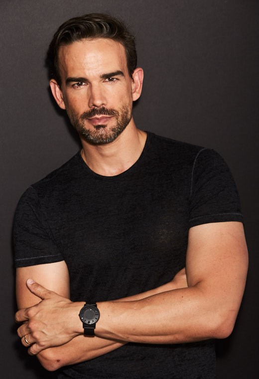 actor Christopher Gorham large photo