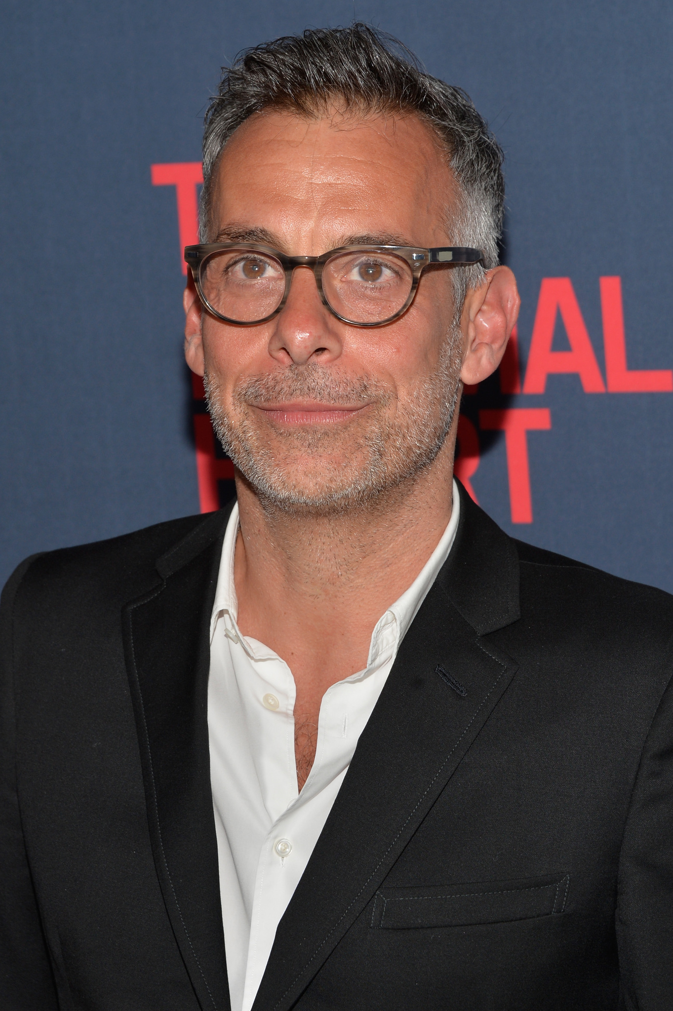 actor Joe Mantello large photo