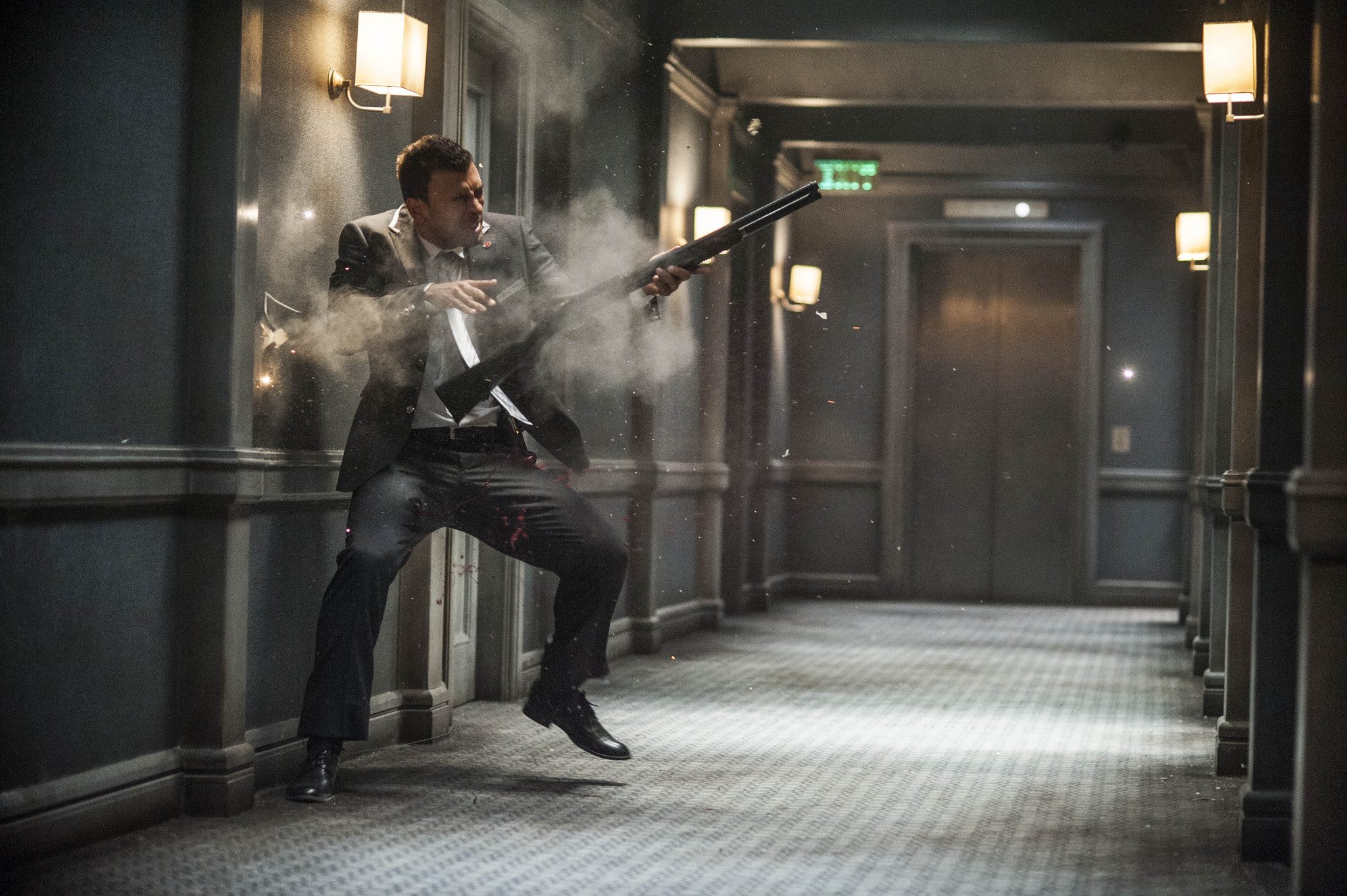 actor Uros Certic large photo