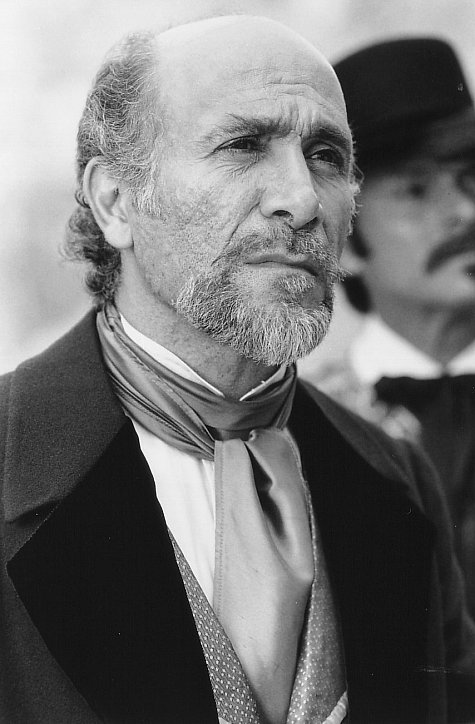 actor Tony Amendola large photo