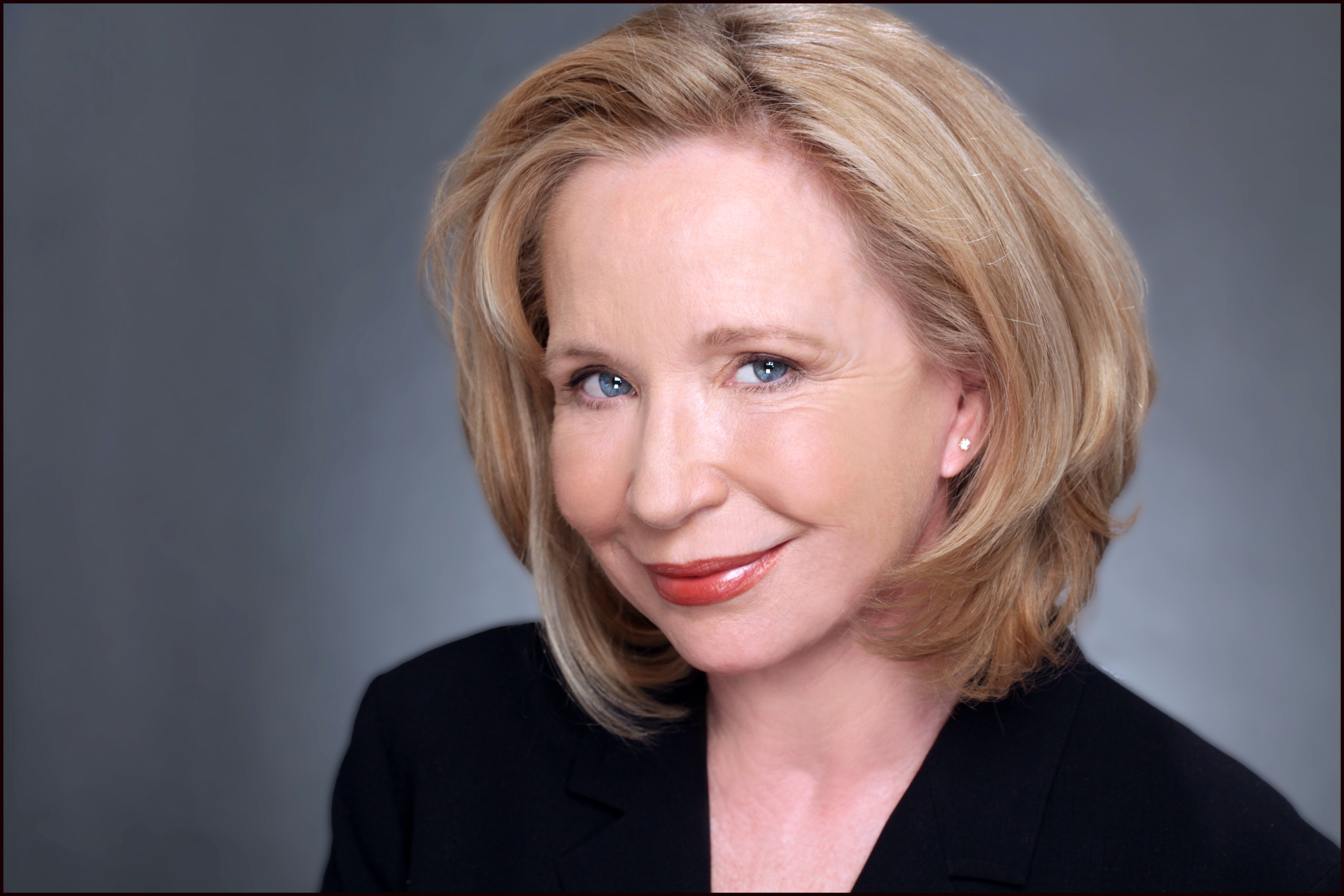 actor Debra Jo Rupp large photo