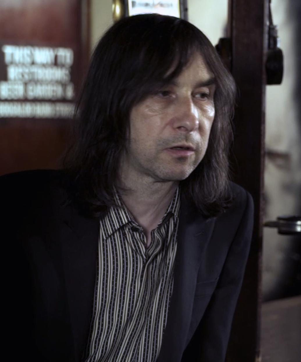 actor Bobby Gillespie large photo