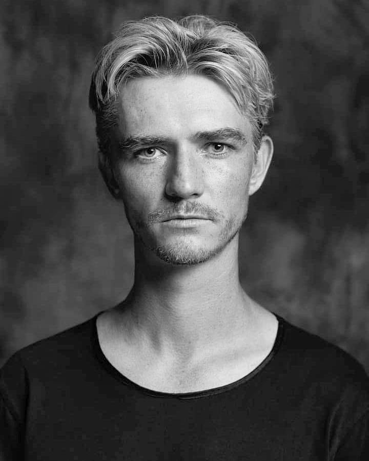 actor Lucas Elliot Eberl large photo