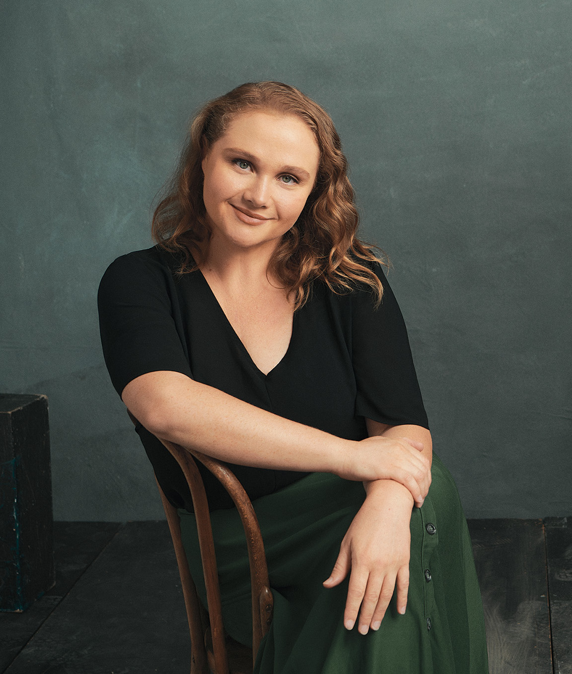 actor Danielle Macdonald large photo
