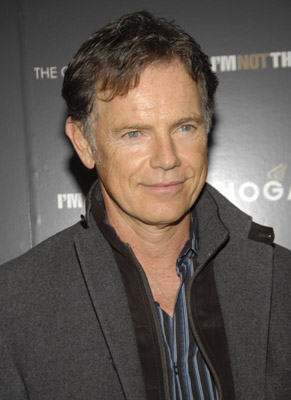 actor Bruce Greenwood large photo