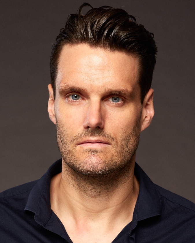 actor Philippe Reinhardt large photo