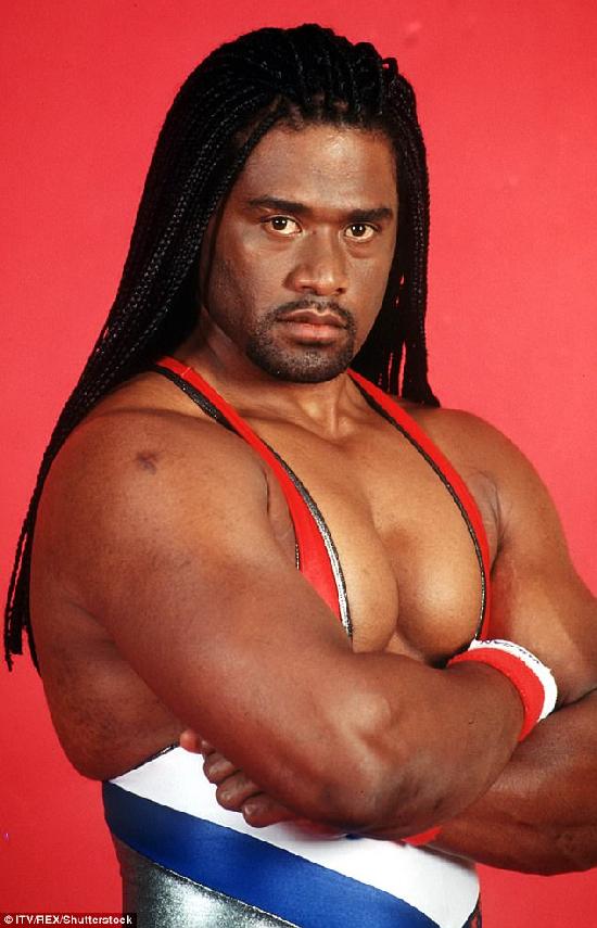 actor John Seru large photo