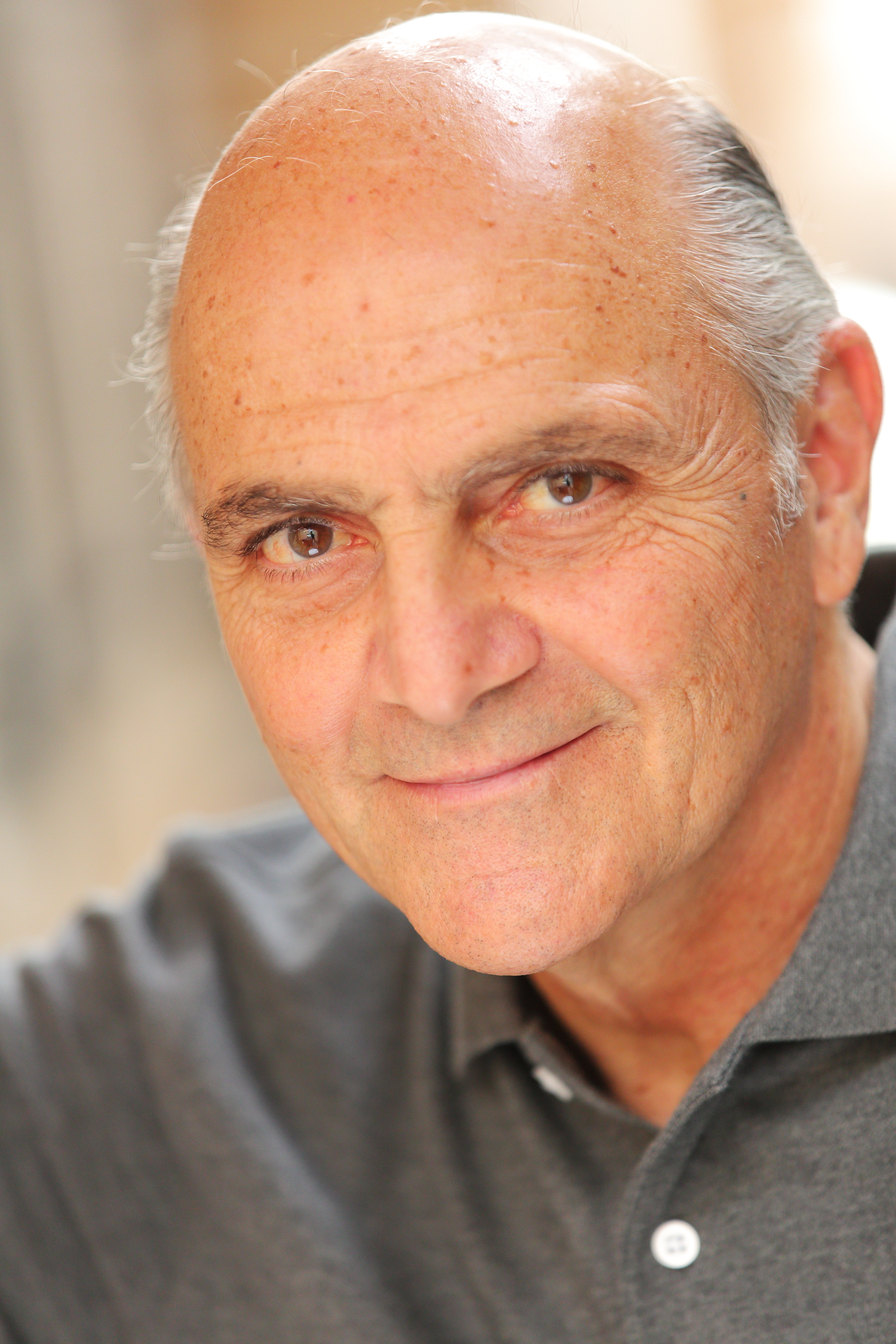 actor Tony Abatemarco large photo