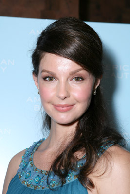 actor Ashley Judd large photo