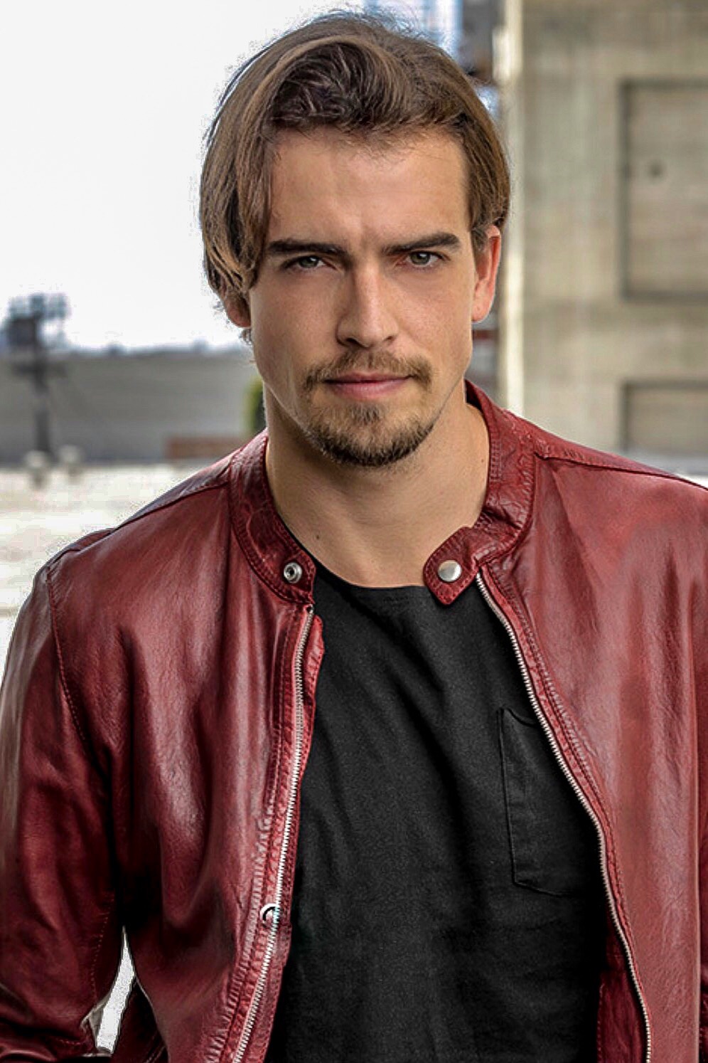 actor Rich Manley large photo