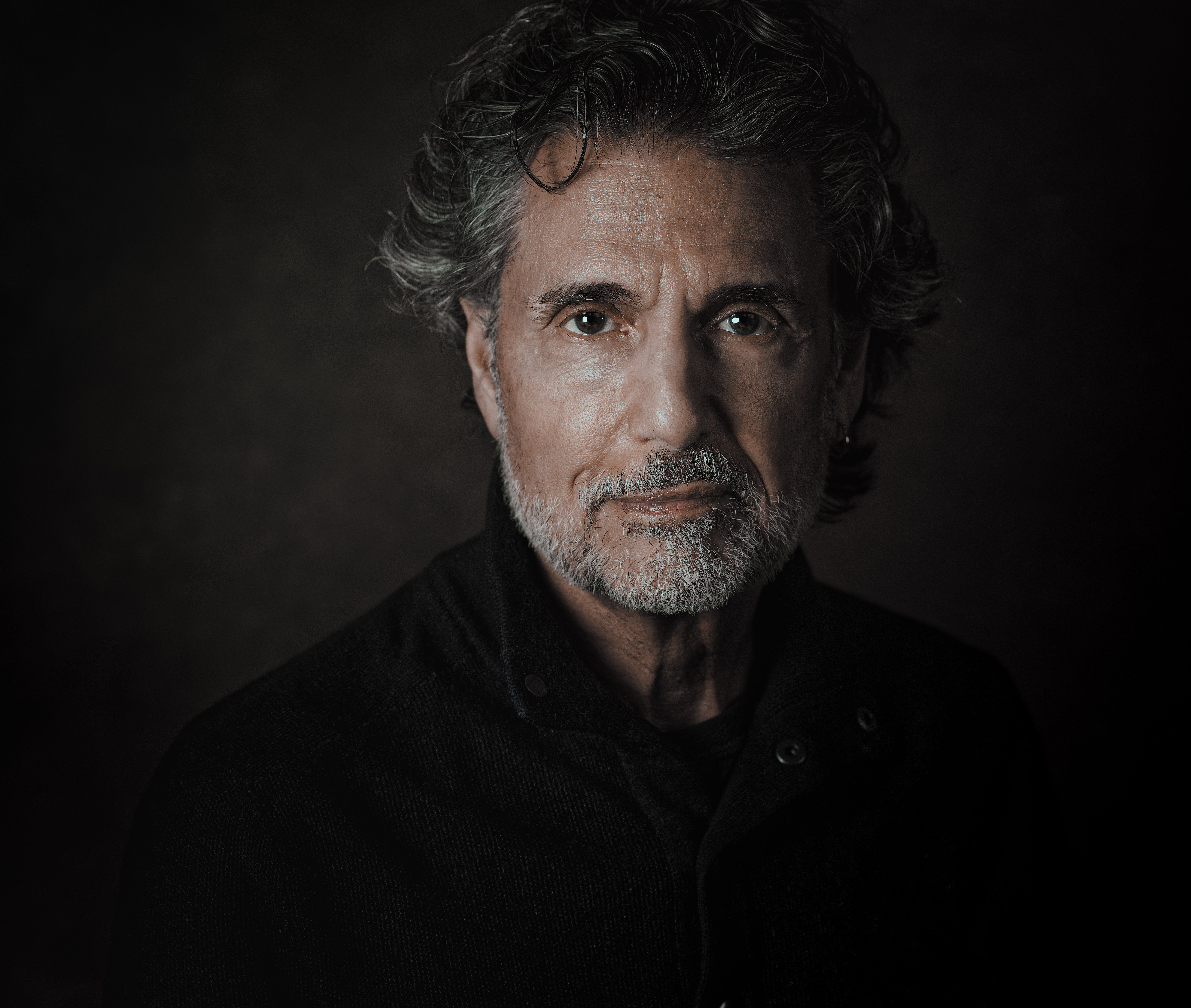 actor Chris Sarandon large photo