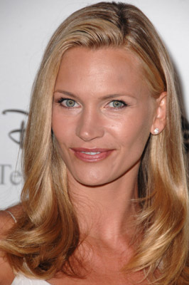 actor Natasha Henstridge large photo actor Natasha Henstridge large photo