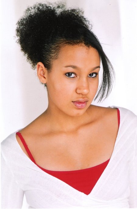 actor Jasmine Richards large photo