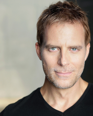 actor Daniel Travis large photo