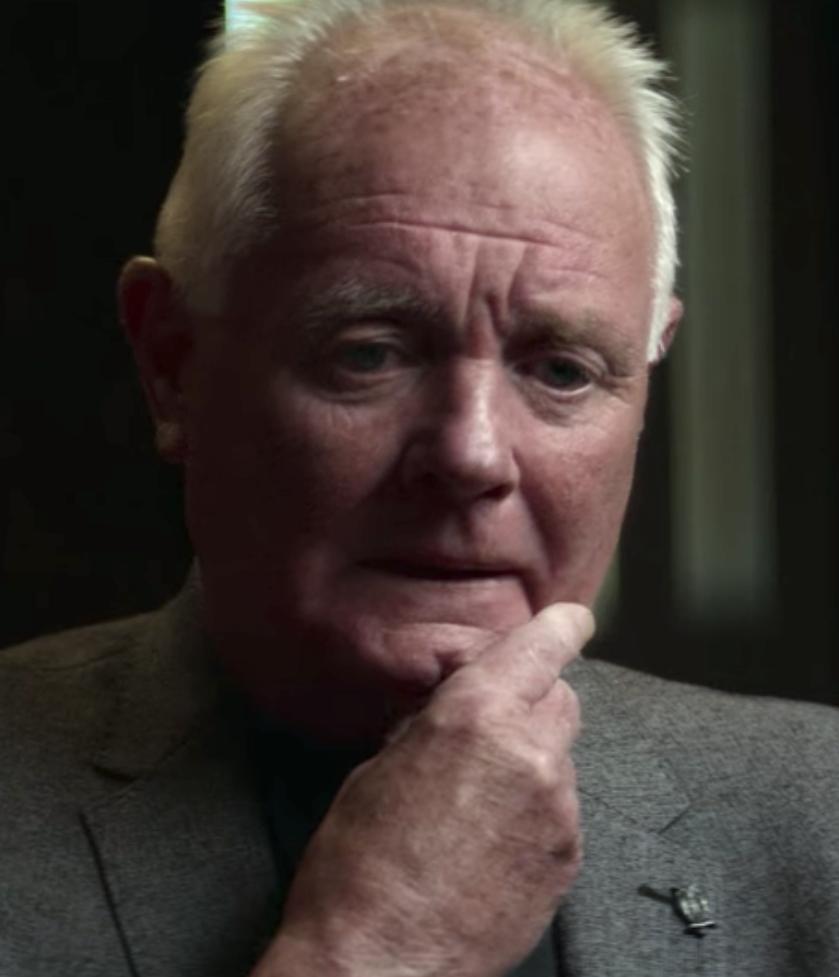 actor Bruce Jones large photo