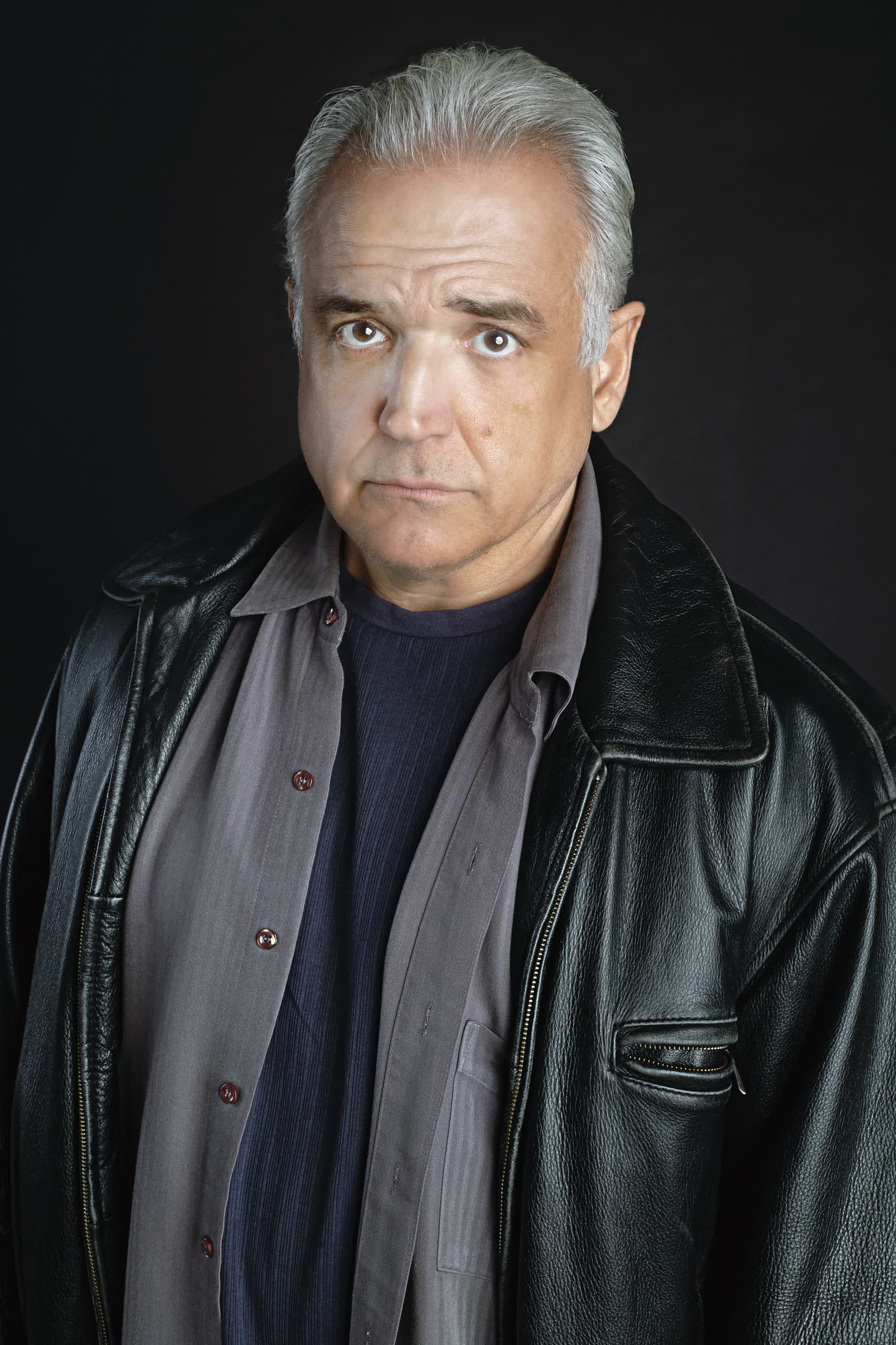 actor Glenn Taranto large photo