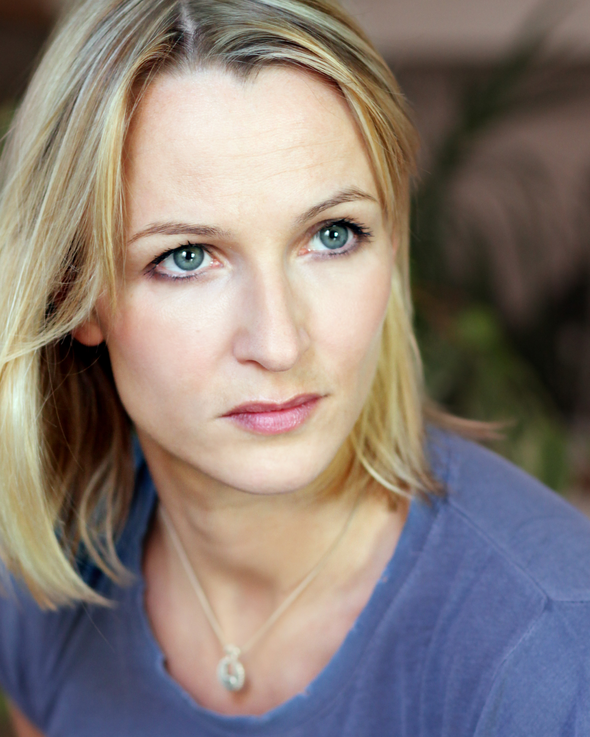 actor Elly Fairman large photo