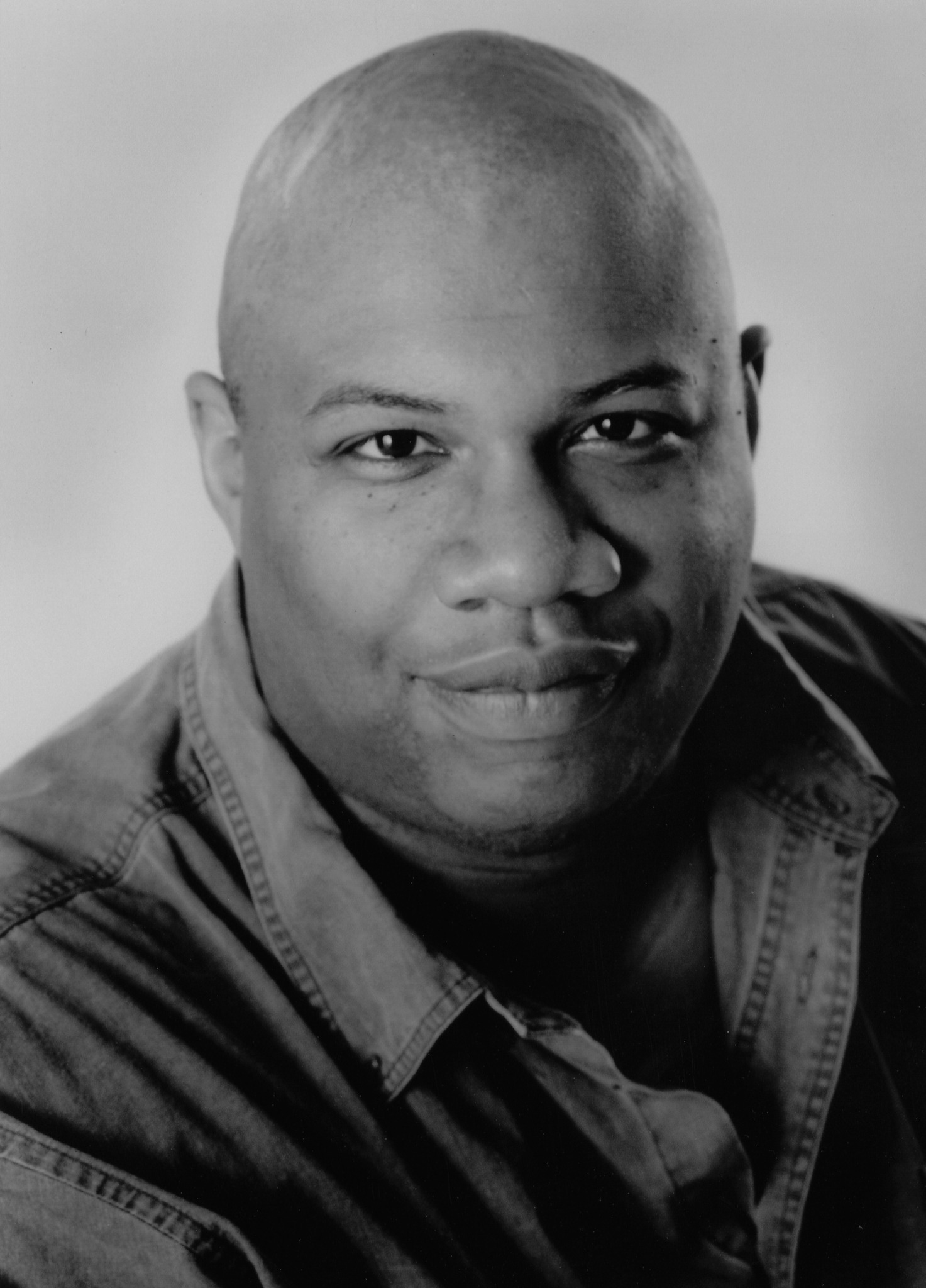 actor Kwasi Songui large photo