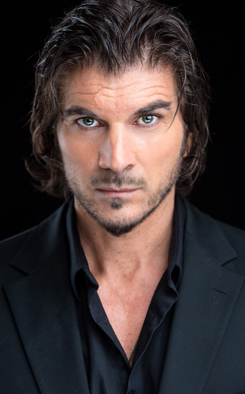 actor Victor Alfieri large photo