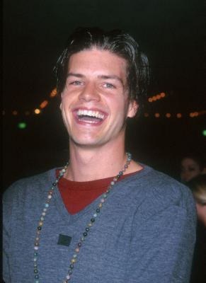 actor Gabriel Carpenter large photo