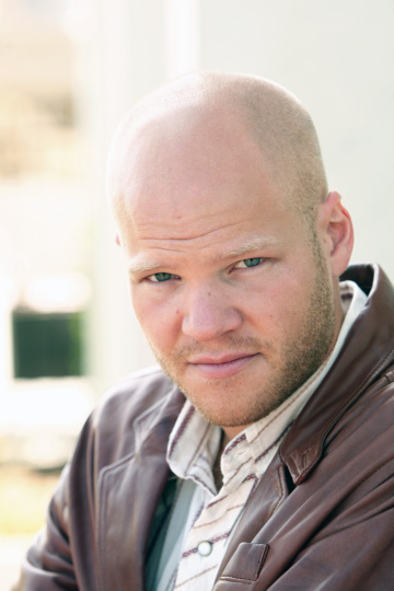 actor Blake Shields large photo