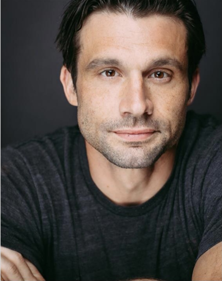 actor Dillon Casey large photo