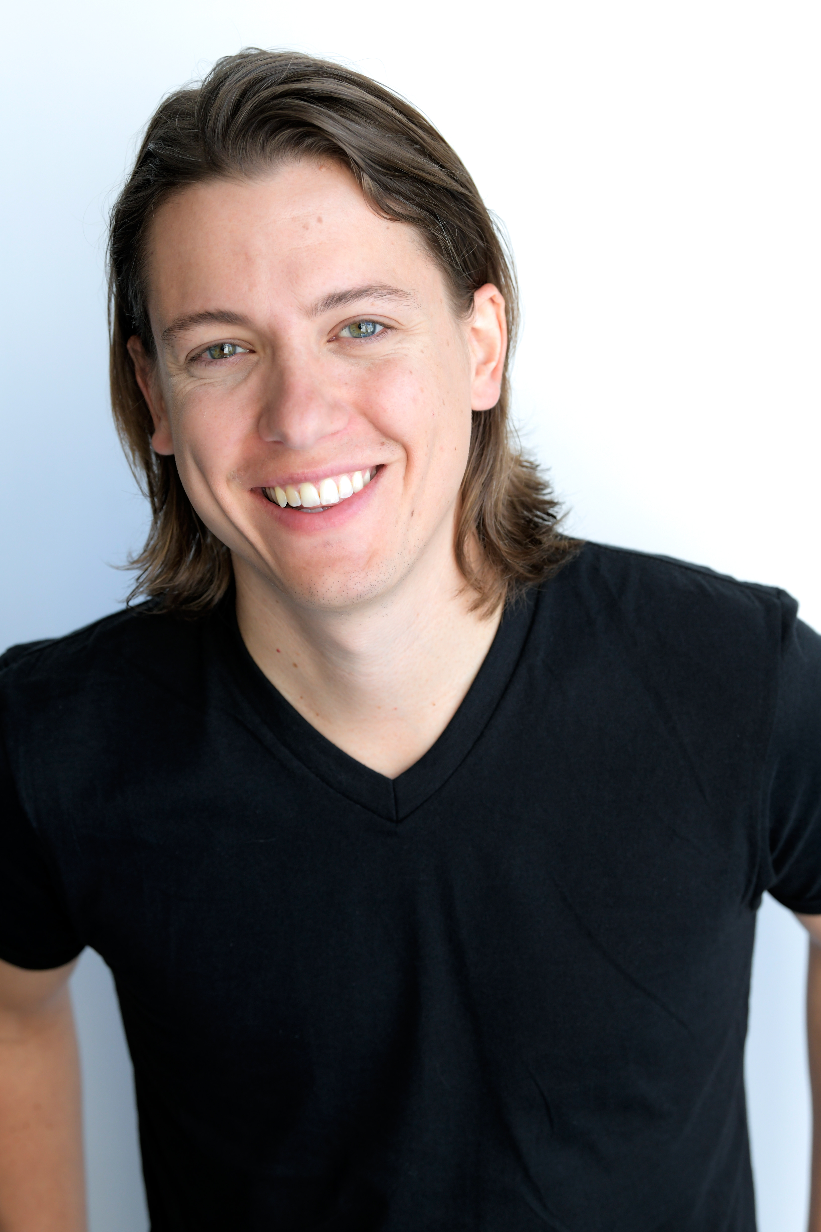 actor Spencer Curnutt large photo