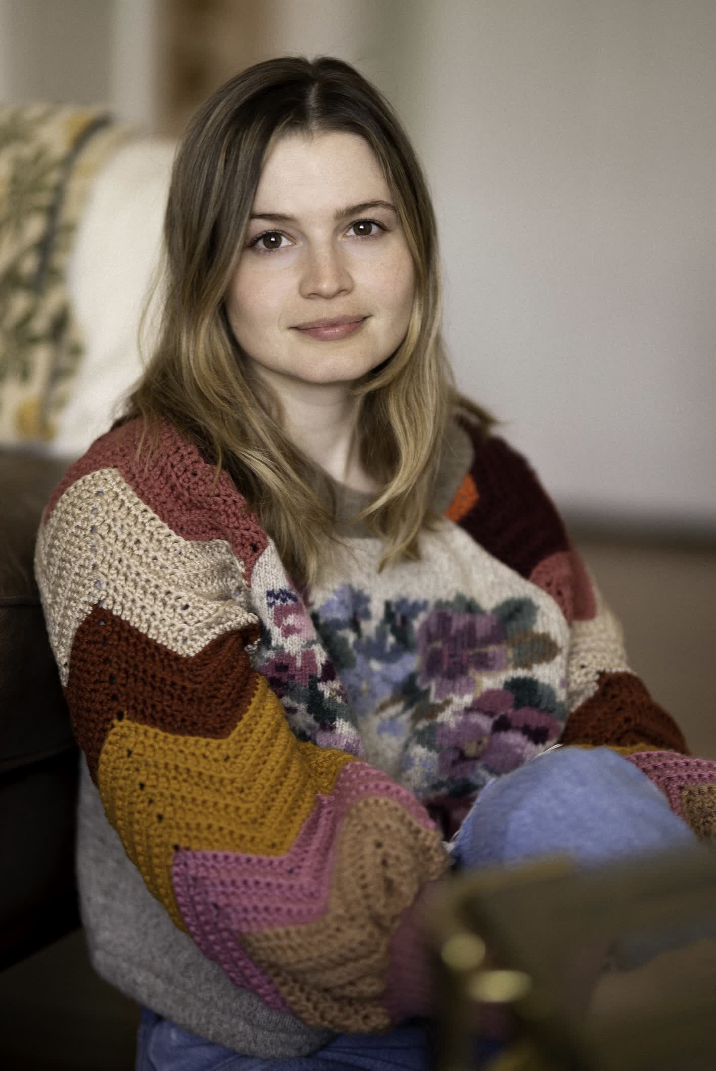 actor Meganne Young large photo