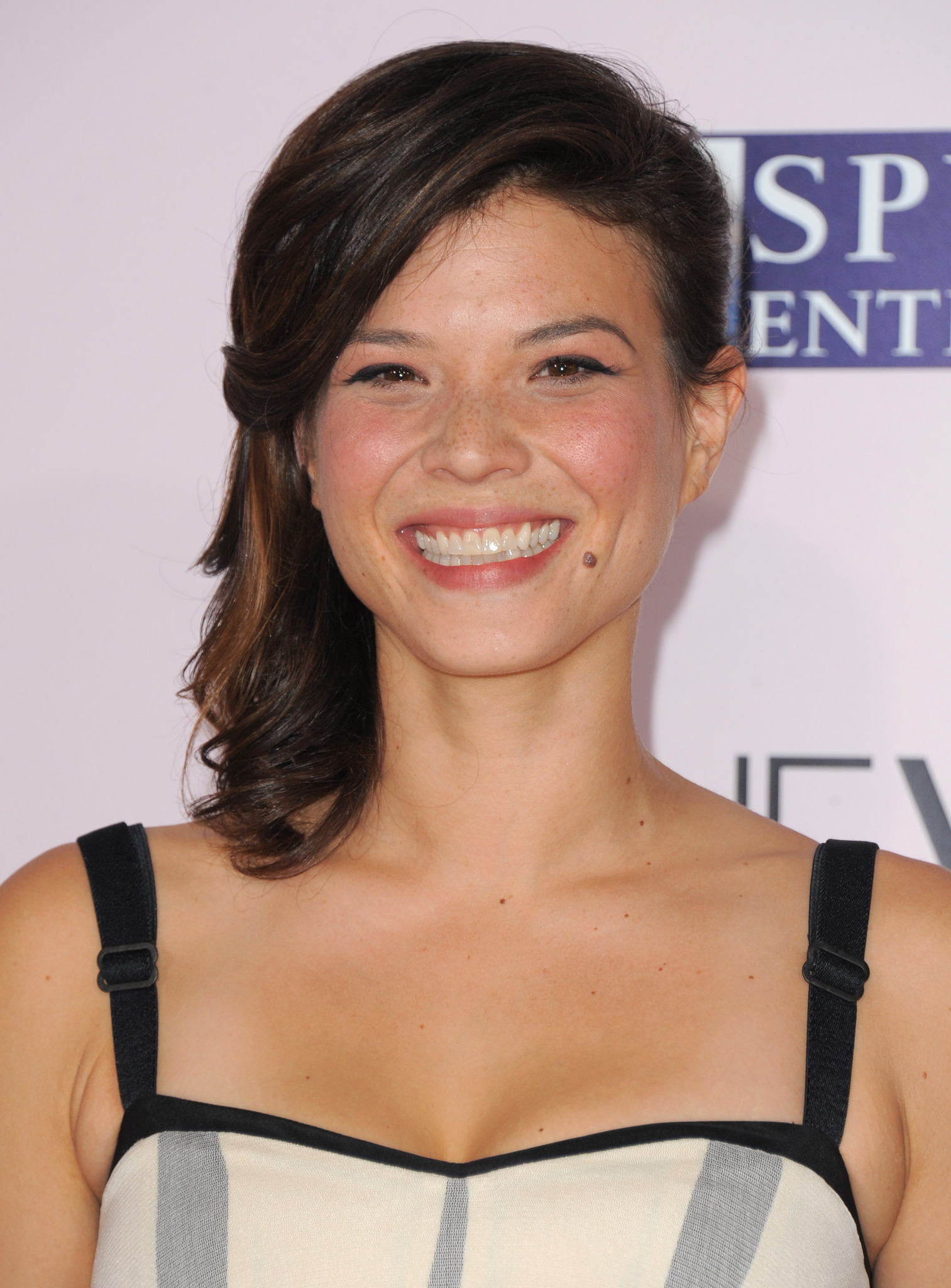 actor Jeananne Goossen large photo