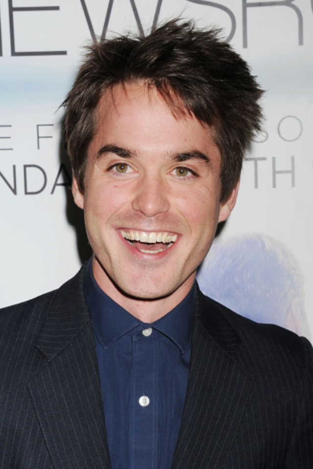 actor Thomas Matthews large photo