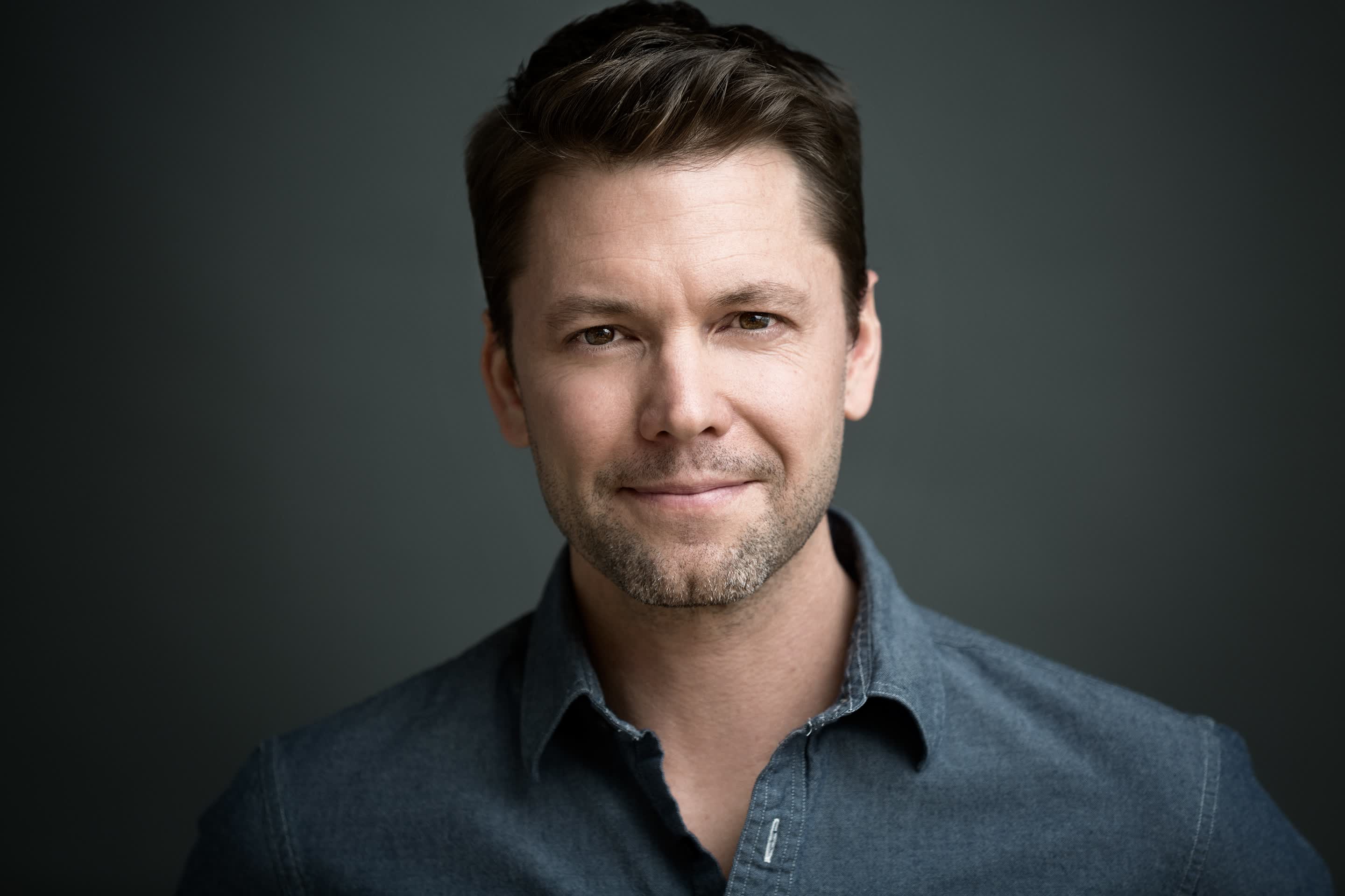 actor Nathan Anderson large photo