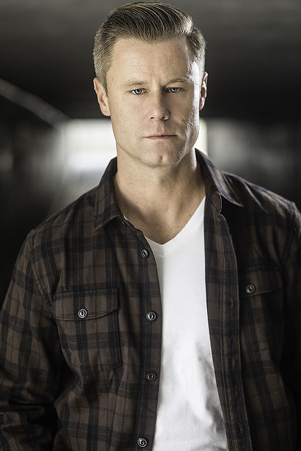 actor Eric Nenninger large photo