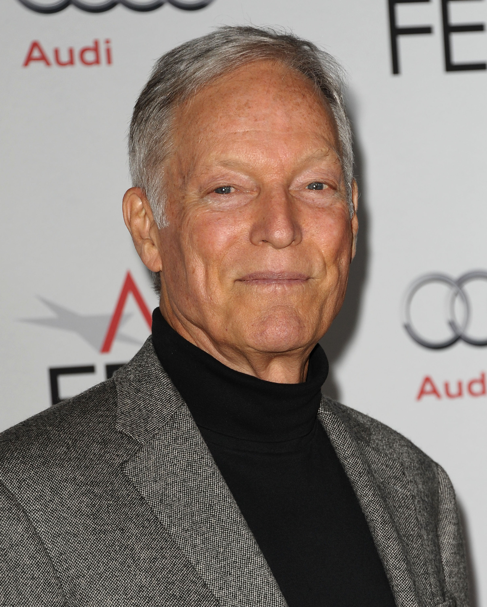 actor Richard Chamberlain large photo