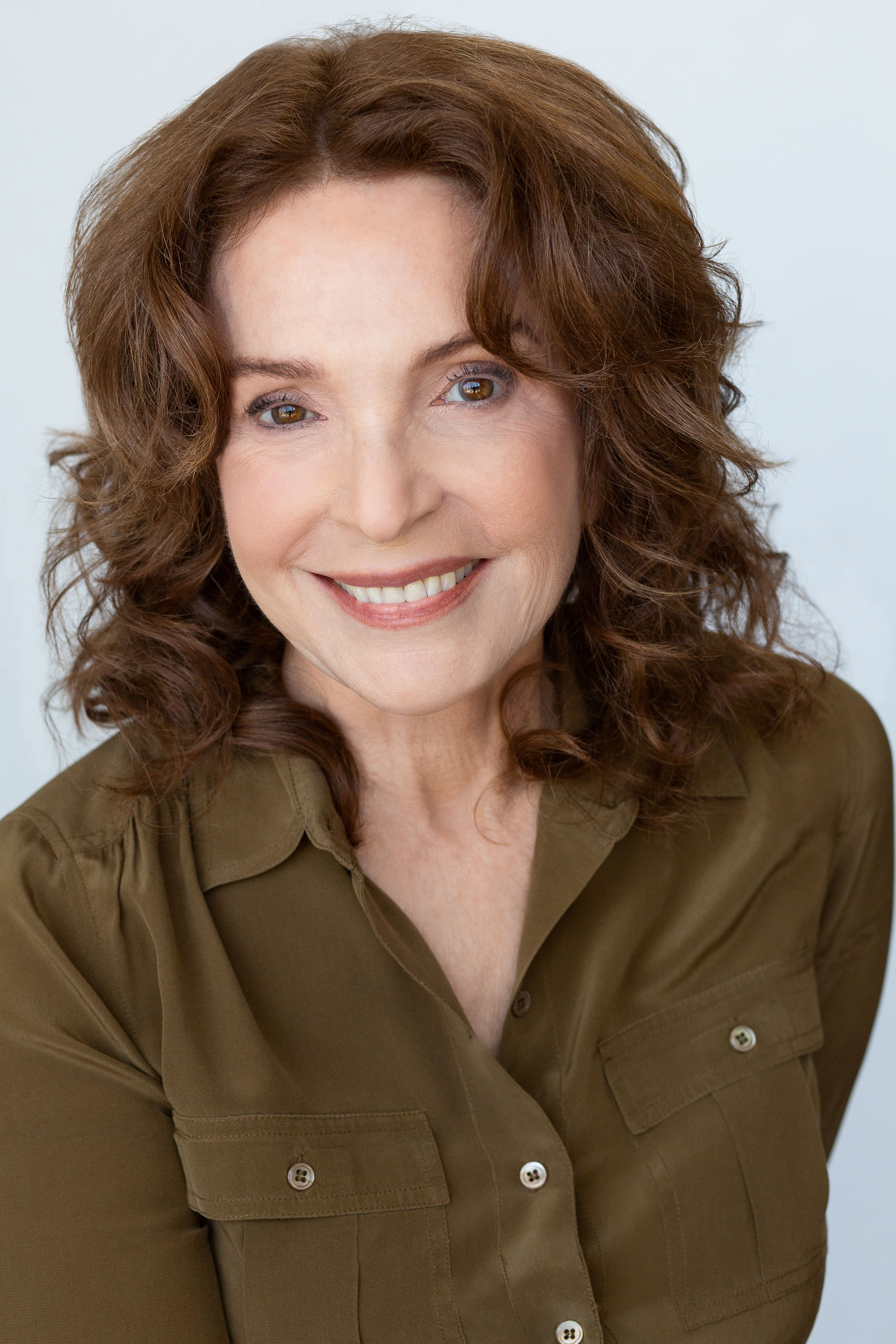 actor Melanie Chartoff large photo