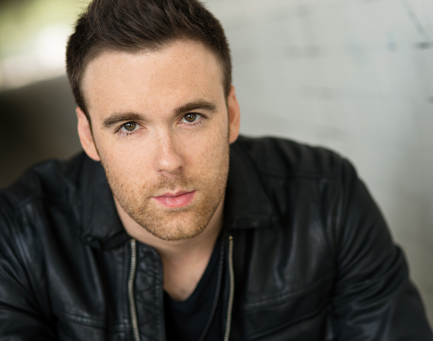 actor Sean Fredricks large photo